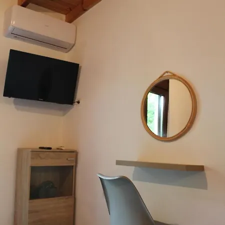 Citrus Garden Apartment Nea Skioni Exterior photo