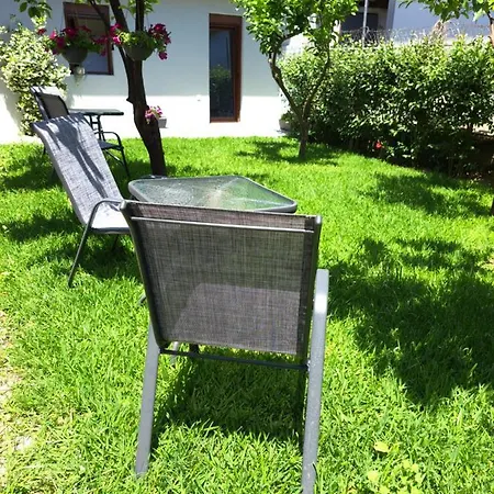 Citrus Garden Apartment Nea Skioni Exterior photo